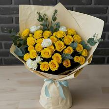 Букет цветов из:  Розы в Корпуса