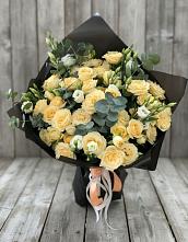 Букет цветов из:  Розы и Лизиантусы #REPLACE_PRED# Корпуса