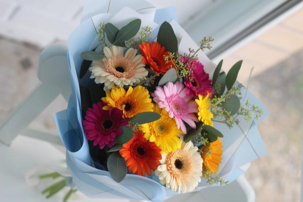 Букет цветов из: Герберы в Корпуса