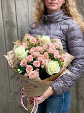 Букет цветов из:  Розы в Корпуса