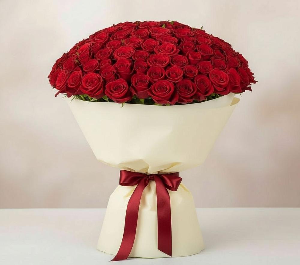 Букет 101 Красная роза Милано в Корпуса