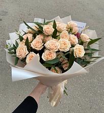 Букет Кремовые розы Латте в Корпуса