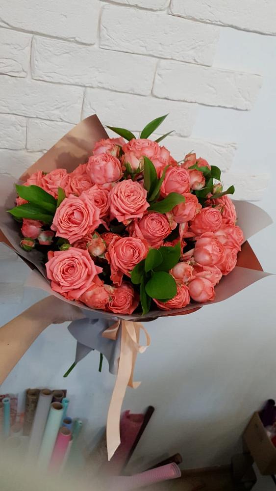 Букет цветов из: Розы в Корпуса