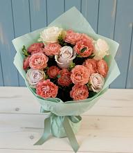 Букет цветов из:  Розы в Корпуса