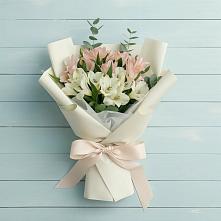 Букет цветов из:  Альстромерии #REPLACE_PRED# Корпуса