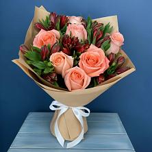 Букет цветов из:  Розы и Альстромерии в Корпуса