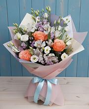 Букет цветов из:  Лизиантусы, Розы, Альстромерии и Гипсофила #REPLACE_PRED# Корпуса