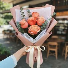 Букет цветов из:  Розы #REPLACE_PRED# Корпуса