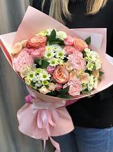 Букет цветов из:  Гвоздики, Розы и Хризантемы в Корпуса