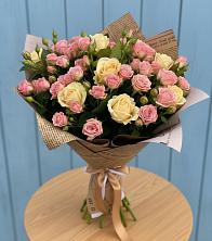 Букет цветов из:  Розы в Корпуса
