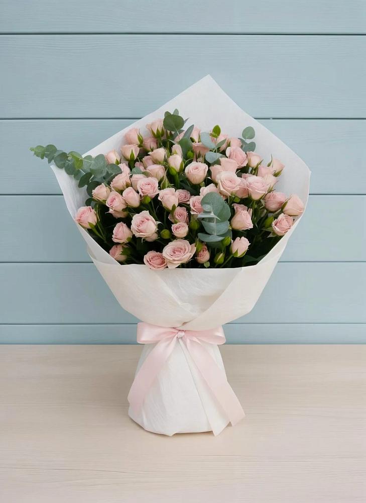 Букет цветов из: Розы в Корпуса