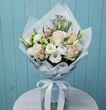 Букет цветов из:  Розы и Лизиантусы #REPLACE_PRED# Корпуса