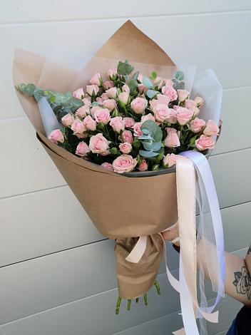 Букет цветов из: Розы в Корпуса