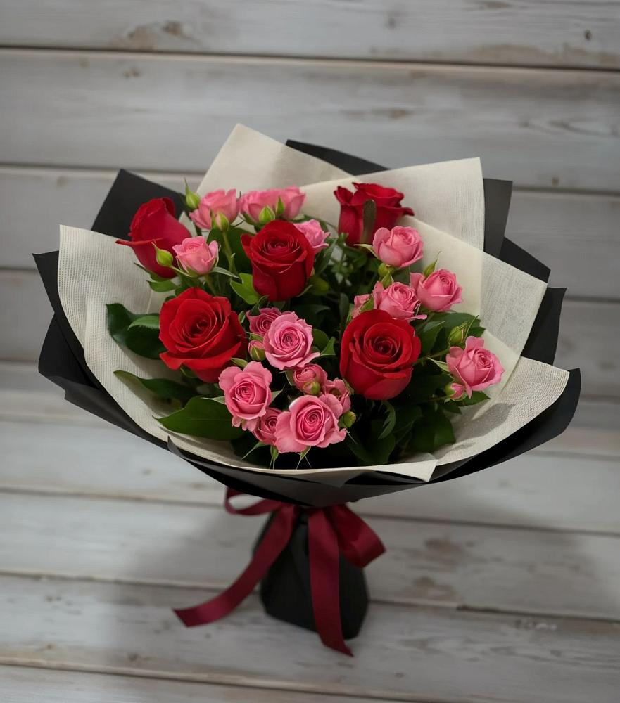 Букет цветов из: Розы в Корпуса